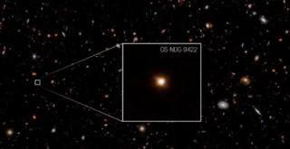 Webb telescope uncovers an unprecedented find in a mysterious galaxy